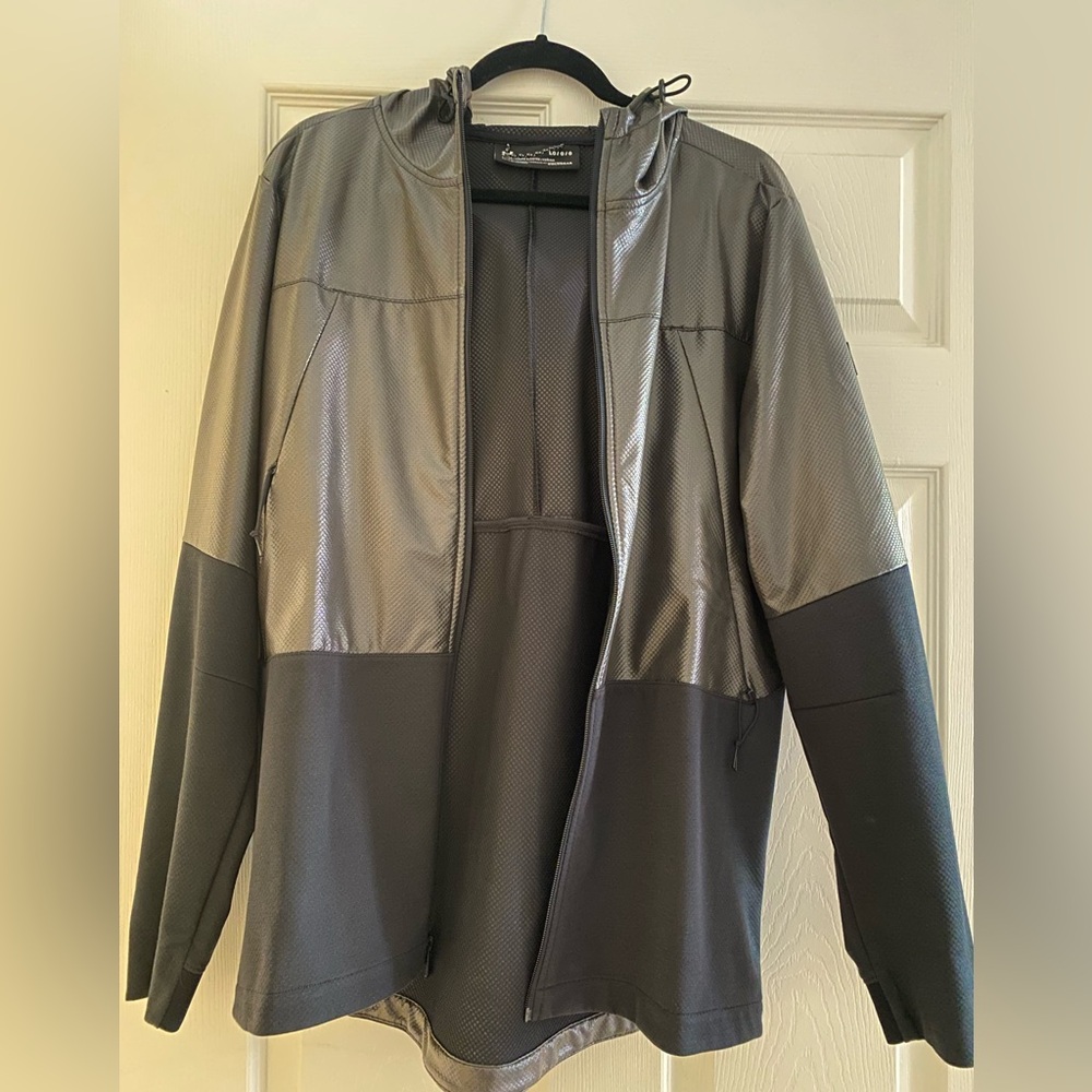 Under Armour Coldgear Storm Black Full Zip Windbreaker Running Jacket, size L
